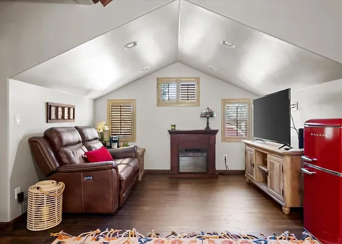 Timberland Hideaway *